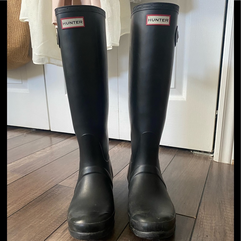 Size 8 Tall Hunter Boots